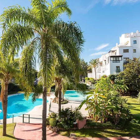 Lejlighed Vacation I Terrazas De Banus, Romantic, Jacuzzi, Pet-friendly, Cosy Duplex Penthouse, 2min Walk To Marina
