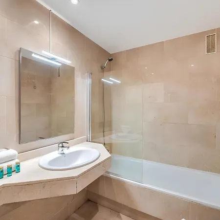 Lejlighed Vacation I Terrazas De Banus, Romantic, Jacuzzi, Pet-friendly, Cosy Duplex Penthouse, 2min Walk To Marina