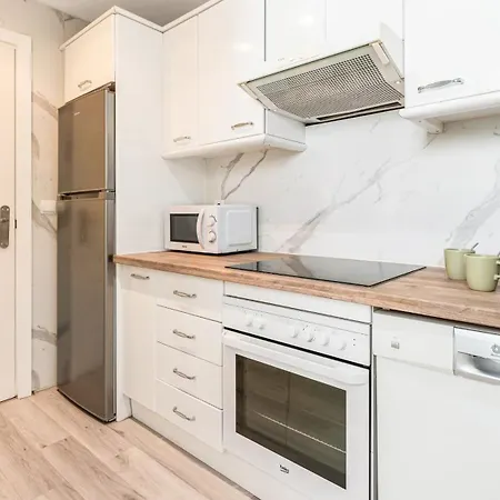 Vacation I Terrazas De Banus, Romantic, Jacuzzi, Pet-friendly, Cosy Duplex Penthouse, 2min Walk To Marina Lejlighed *