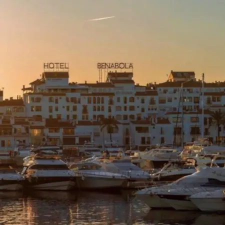 Vacation I Terrazas De Banus, Romantic, Jacuzzi, Pet-friendly, Cosy Duplex Penthouse, 2min Walk To Marina Apartment Marbella