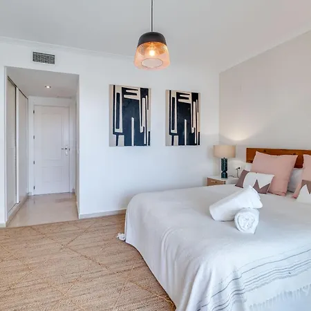 Vacation I Terrazas De Banus, Romantic, Jacuzzi, Pet-friendly, Cosy Duplex Penthouse, 2min Walk To Marina *