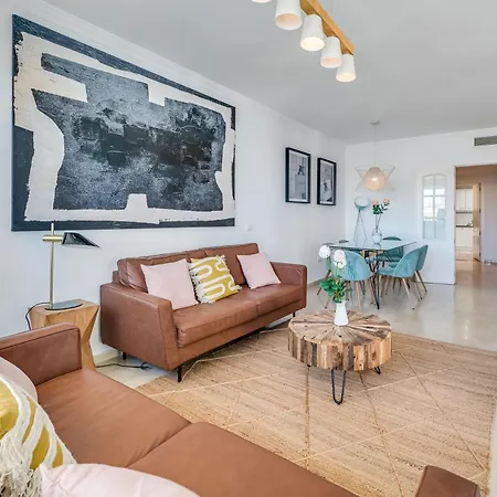 Vacation I Terrazas De Banus, Romantic, Jacuzzi, Pet-friendly, Cosy Duplex Penthouse, 2min Walk To Marina * Marbella