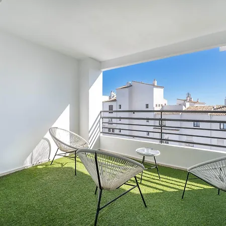 Apartment Vacation I Terrazas De Banus, Romantic, Jacuzzi, Pet-friendly, Cosy Duplex Penthouse, 2min Walk To Marina *